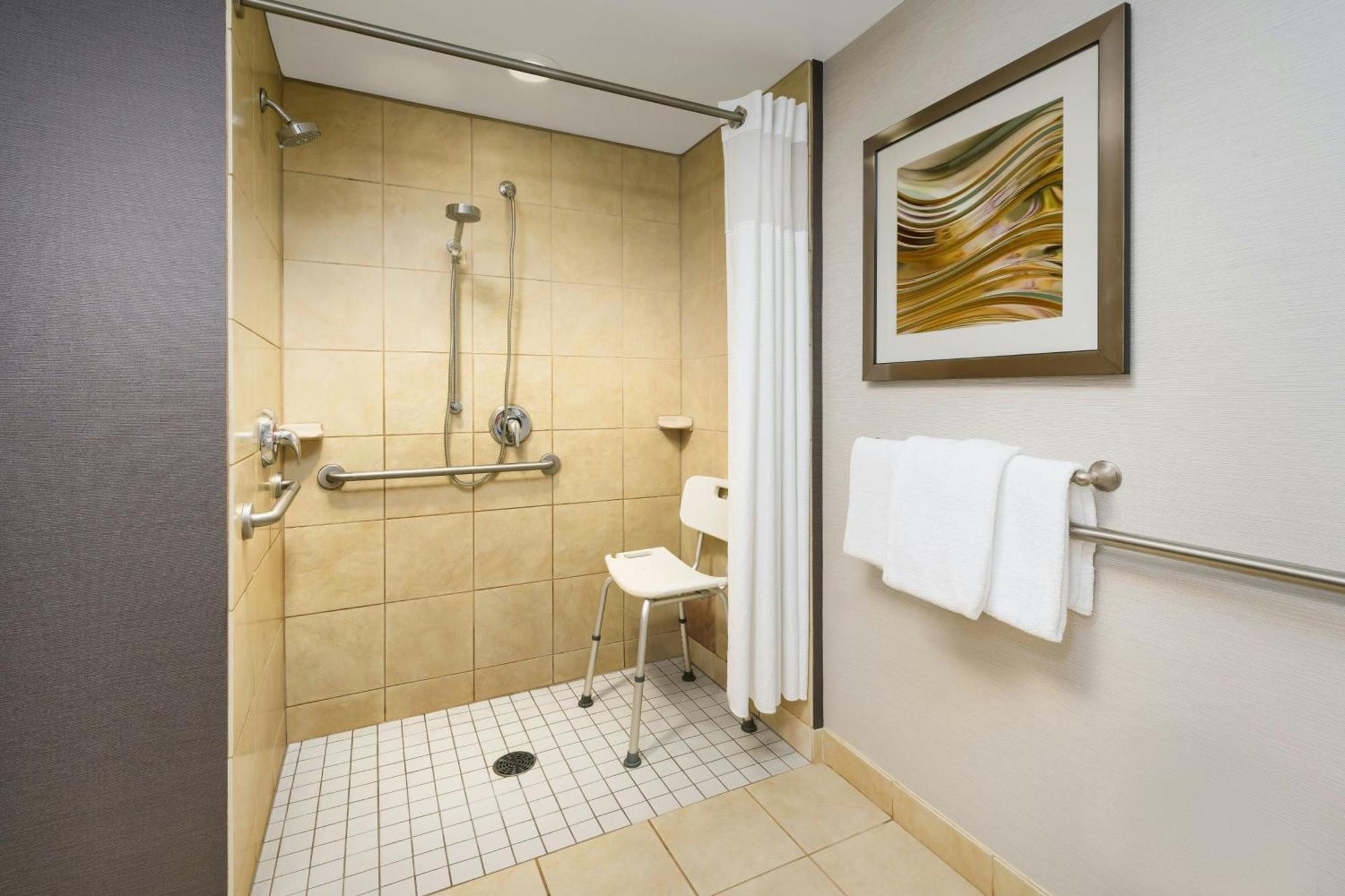 Courtyard Hartford Farmington Hotel Buitenkant foto