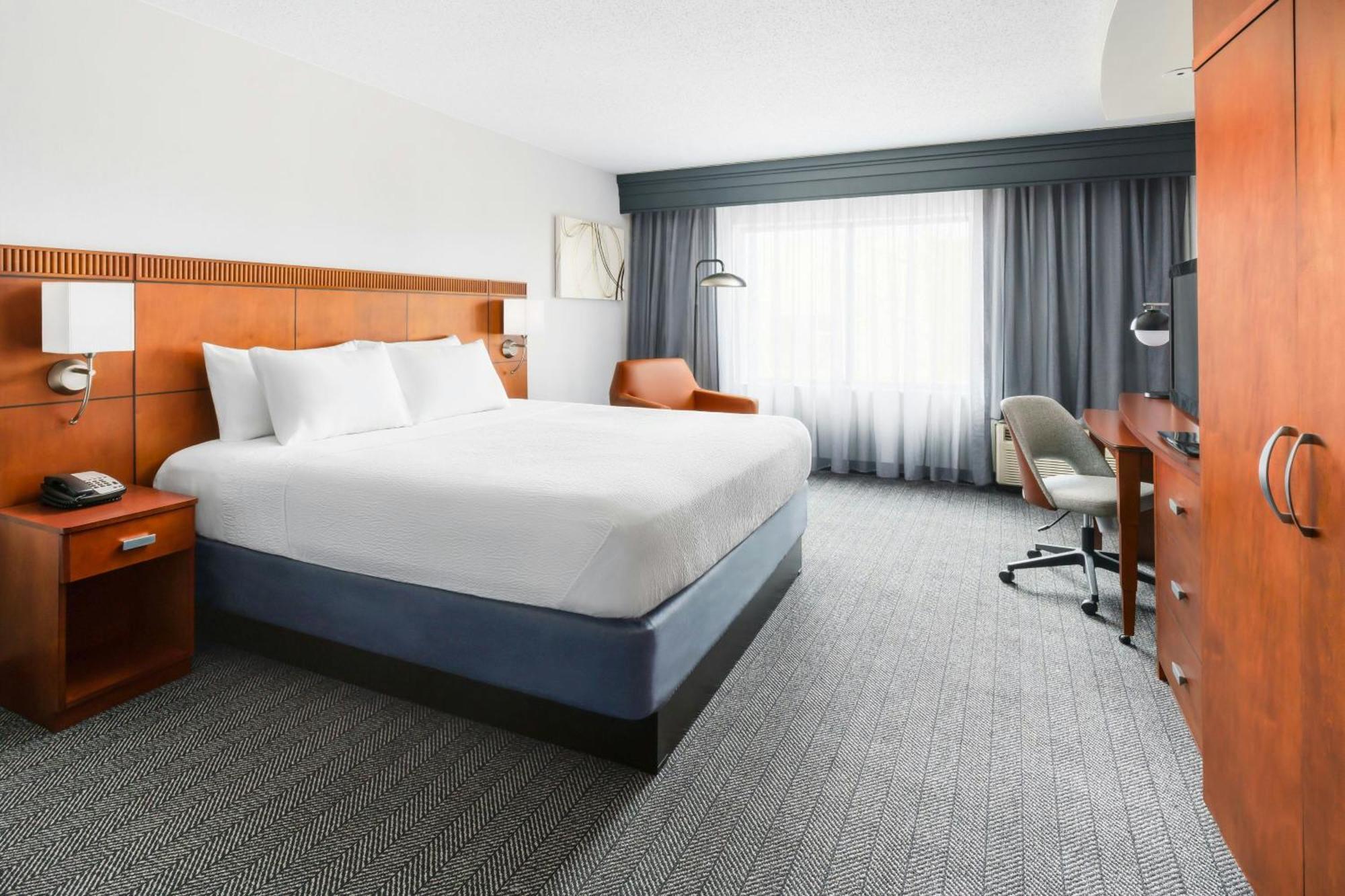 Courtyard Hartford Farmington Hotel Buitenkant foto